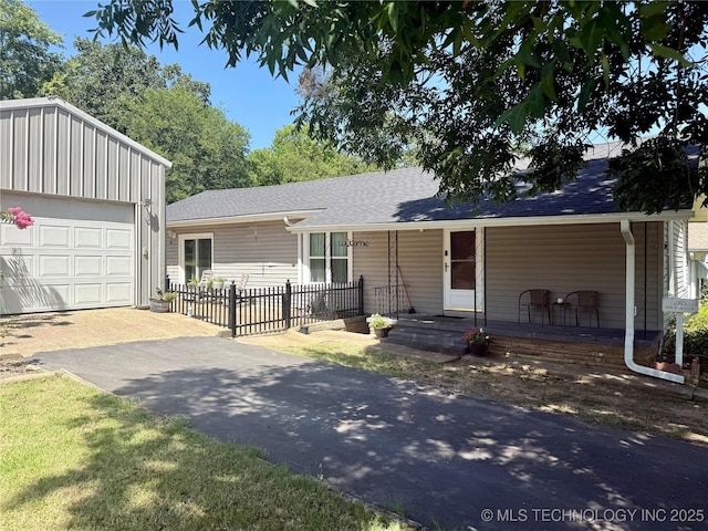 1018 W Merrick St, Henryetta, OK 74437 - photo 2