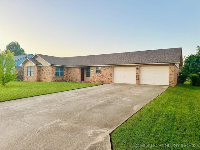 1942 Parkway Cir, Durant, OK 74701 - photo 1