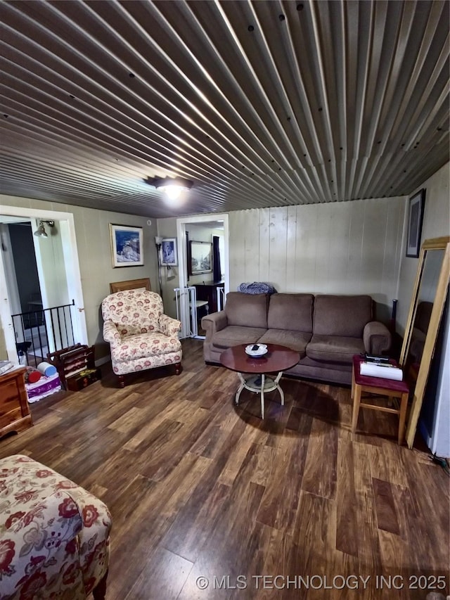 322 N Skinner Ave, Drumright, OK 74030 - photo 4