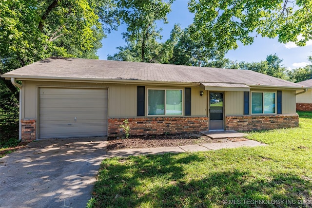 805 E Comet St, Claremore, OK 74017 - photo 1