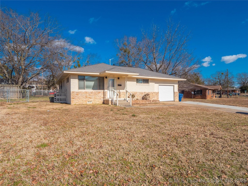 615 E S Ave, Mcalester, OK 74501 - photo 1