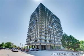 2300 Riverside Dr Unit 5E, Tulsa, OK 74114 - photo 2