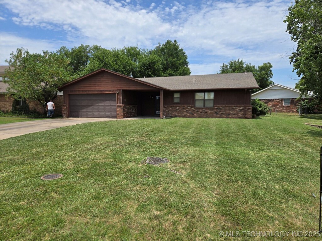 504 SE 12th Cir, Pryor, OK 74361 - photo 1