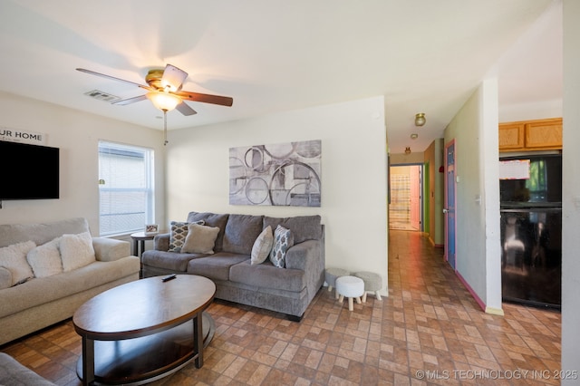 1915 E 27th St, Tulsa, OK 74110 - photo 3