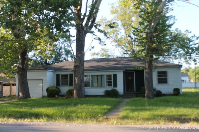 1013 Carbon, Hartshorne, OK 74547 - photo 2