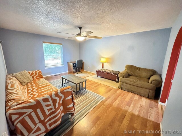 3278 W Southern Ave, Hulbert, OK 74441 - photo 32