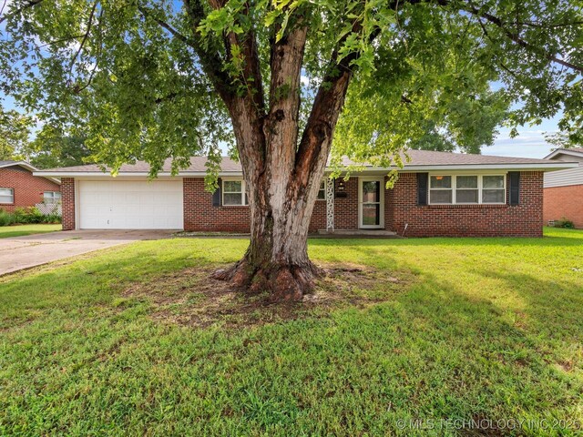 404 S Barclay Ave, Dewey, OK 74029 - photo 1