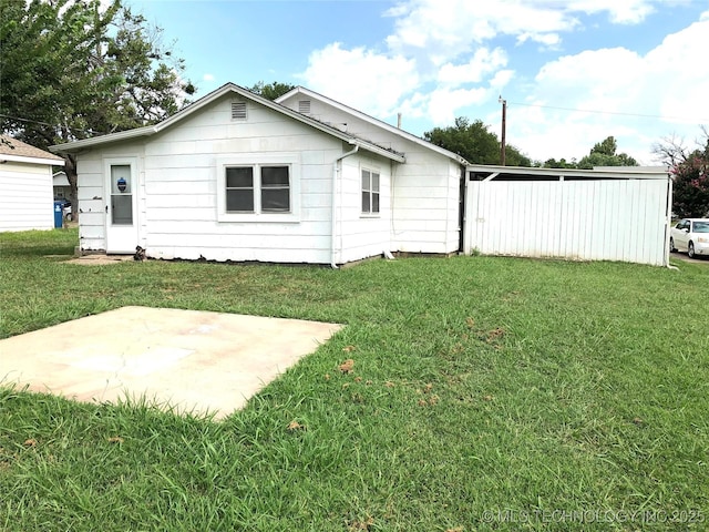 1129 E Maple St, Cushing, OK 74023 - photo 2