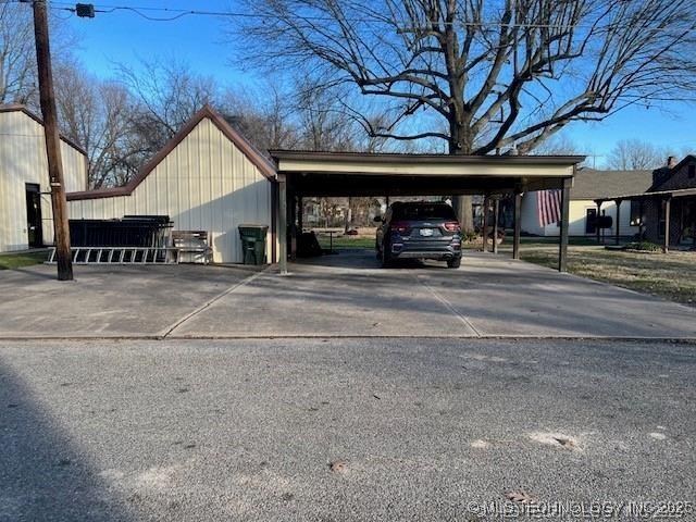 525 W Chestnut St, Coweta, OK 74429 - photo 4