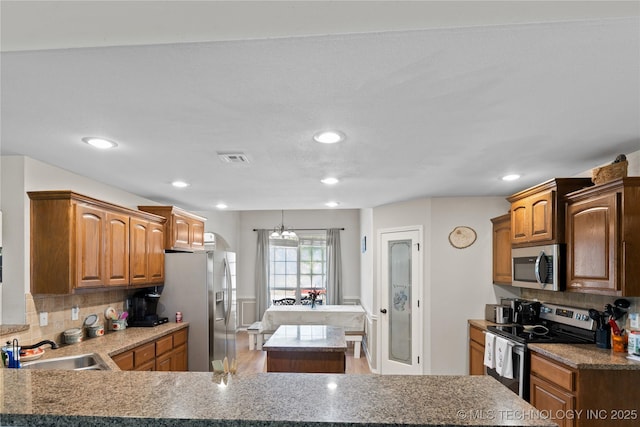 2207 Pecan Chase Cir, Claremore, OK 74017 - photo 12
