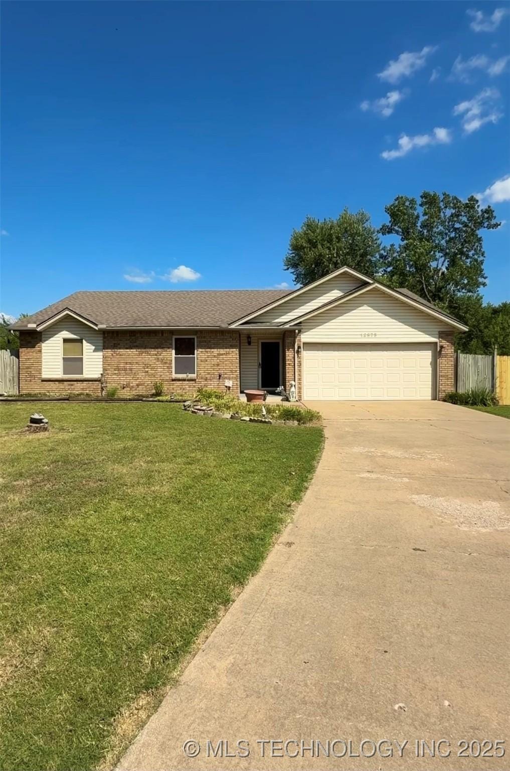 12875 S 279th E Ave, Coweta, OK 74429 - photo 1