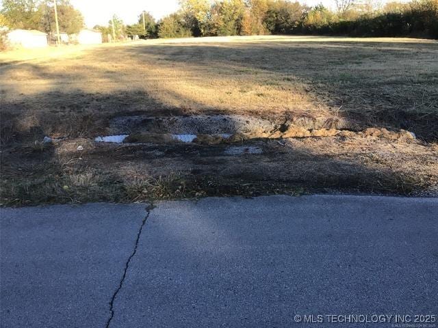 E Graham Ct, Pryor, OK 74361 - photo 3