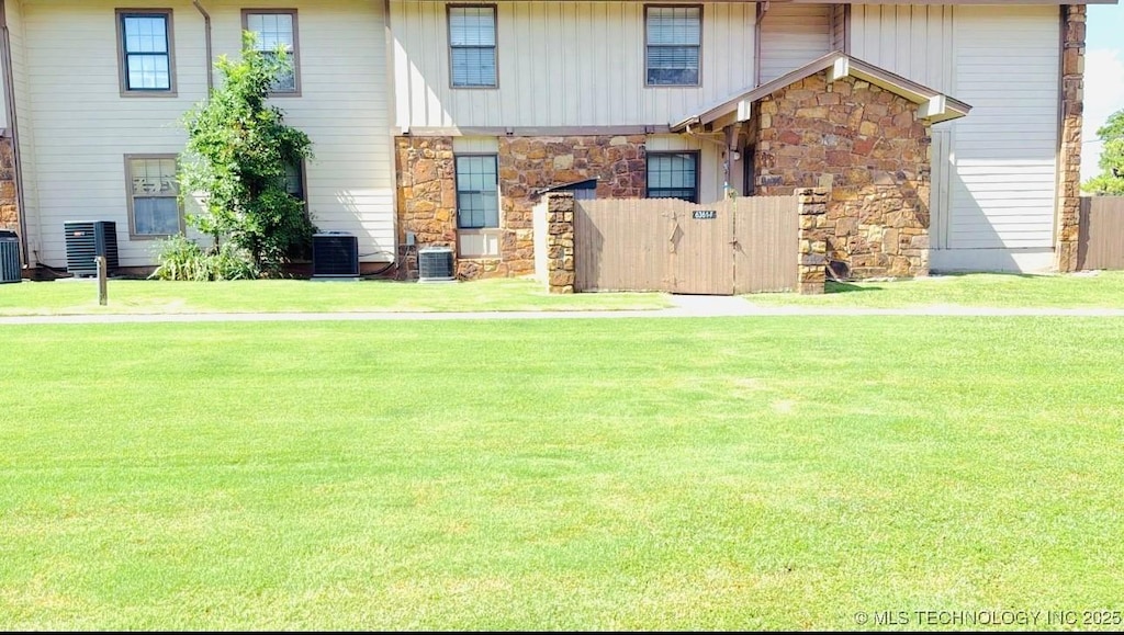 6363 S 80th E Ave Unit F, Tulsa, OK 74133 - photo 1