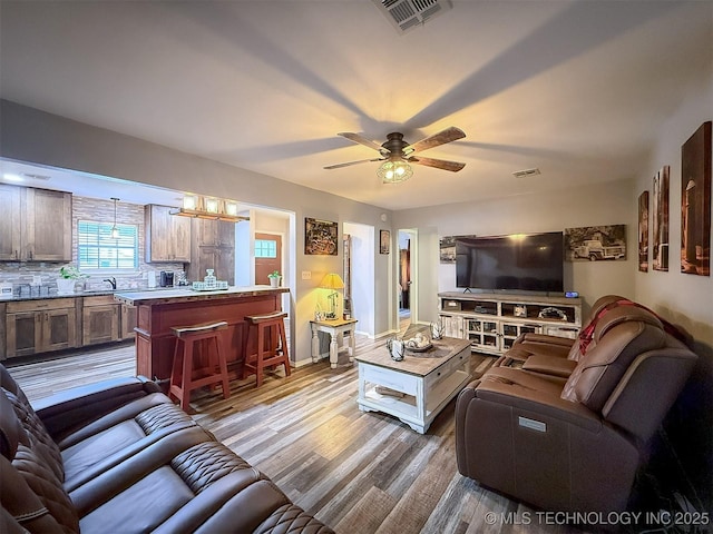 919 Charles Dr, Ada, OK 74820 - photo 3