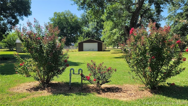 1307 W Gentry St, Henryetta, OK 74437 - photo 1
