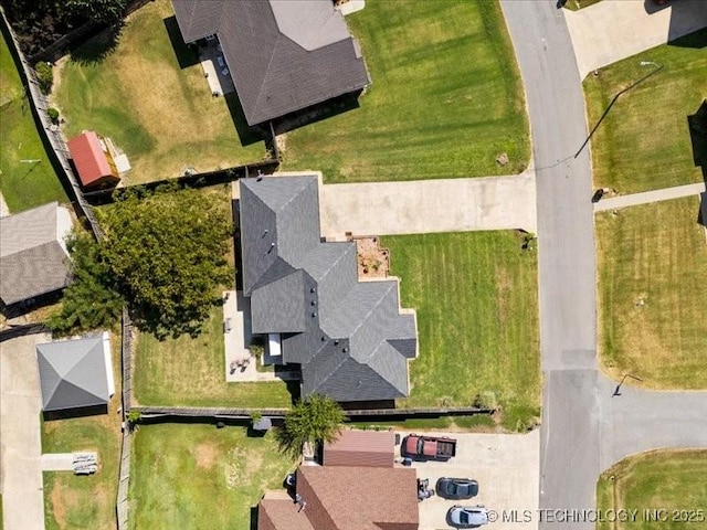 1045 W Mcintosh Ave, Checotah, OK 74426 - photo 31