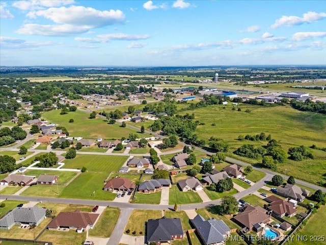 1045 W Mcintosh Ave, Checotah, OK 74426 - photo 36