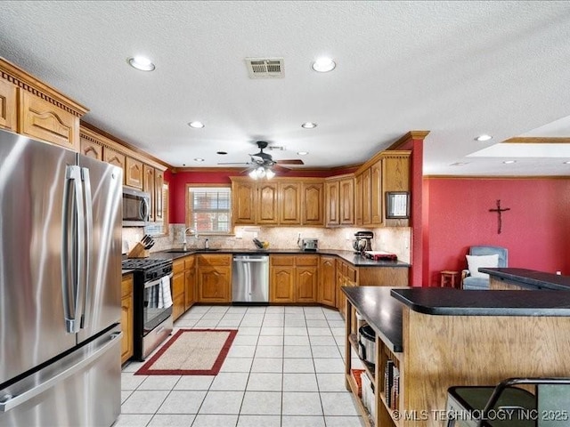 1045 W Mcintosh Ave, Checotah, OK 74426 - photo 14