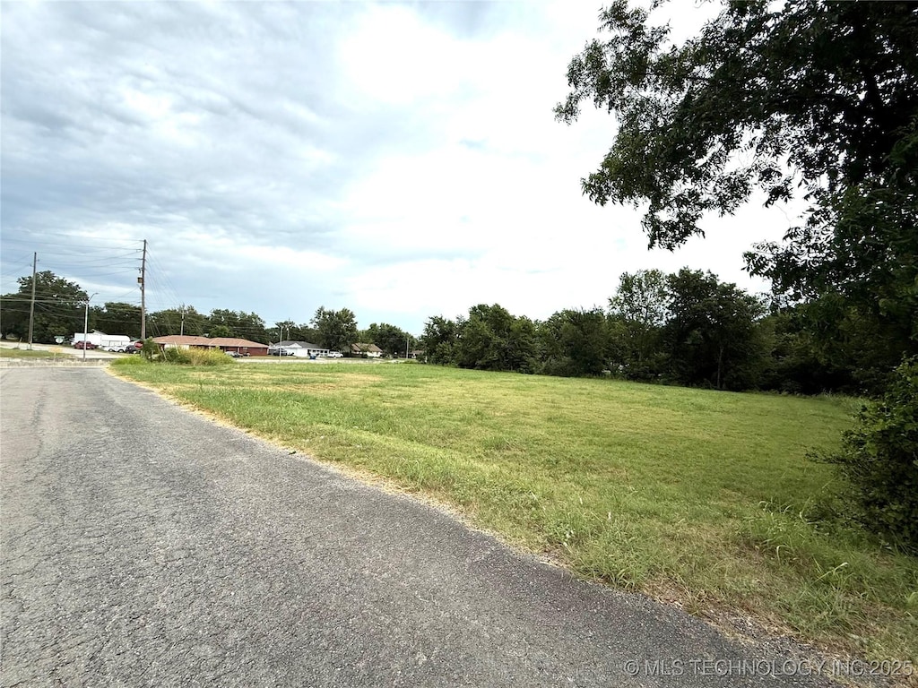 1524 N 1st St, Mcalester, OK 74501 - photo 2