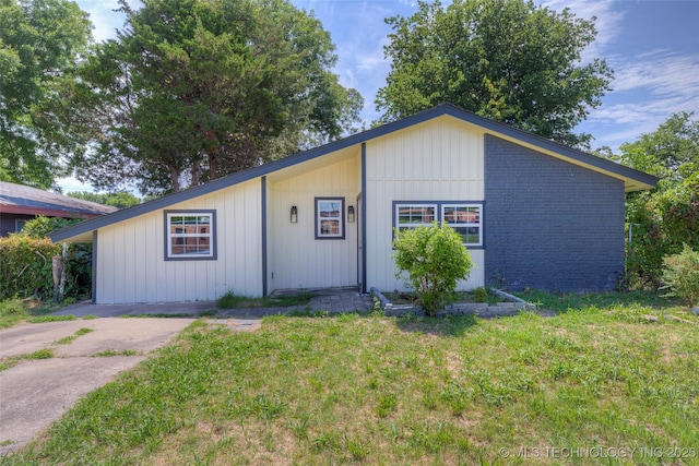 3923 N Lansing Ave, Tulsa, OK 74106 - photo 1