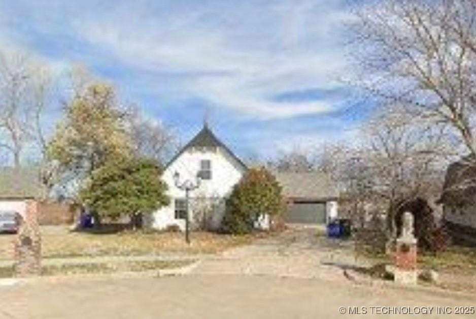 1805 N Hickory Pl, Broken Arrow, OK 74012 - photo 1