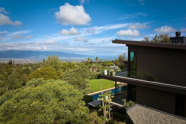 exterior space featuring a mountain view