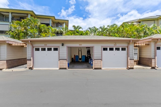 28 Hauwahine Ln Unit F203, Kihei, HI 96753 - view of garage