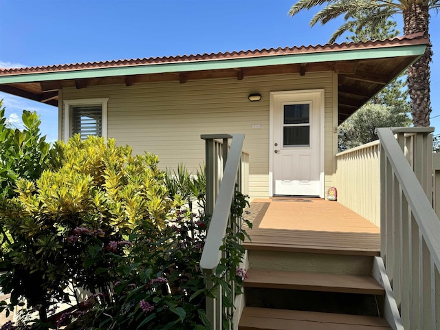 view of property entrance