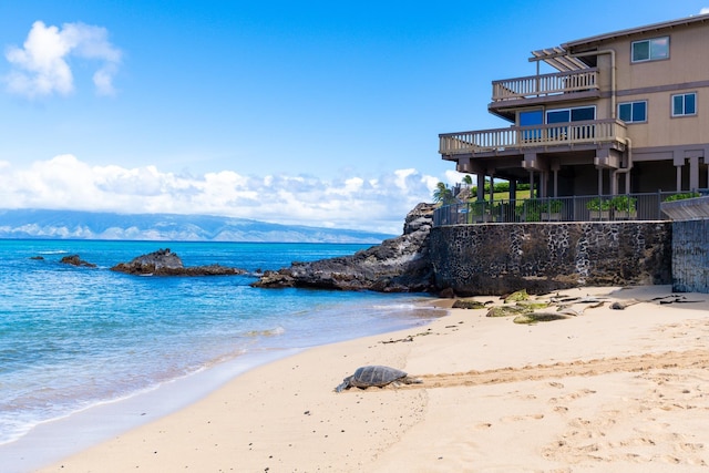 4909 Lower Honoapiilani Rd Unit A8, Lahaina, HI 96761 - water view featuring nearby beach