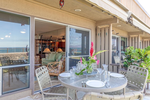 4909 Lower Honoapiilani Rd Unit A8, Lahaina, HI 96761 - balcony with outdoor dining space