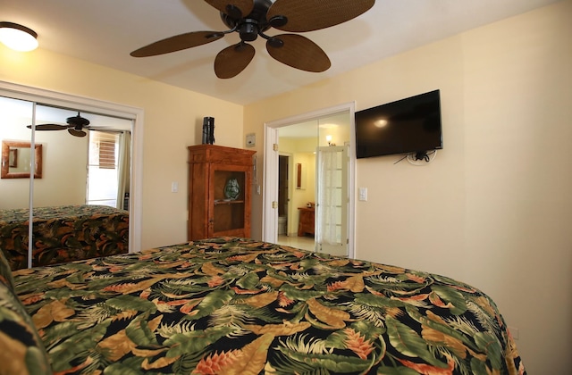 bedroom featuring ceiling fan