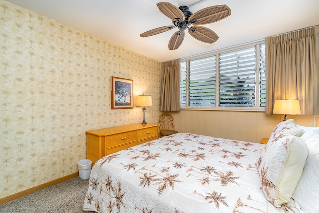 bedroom featuring ceiling fan