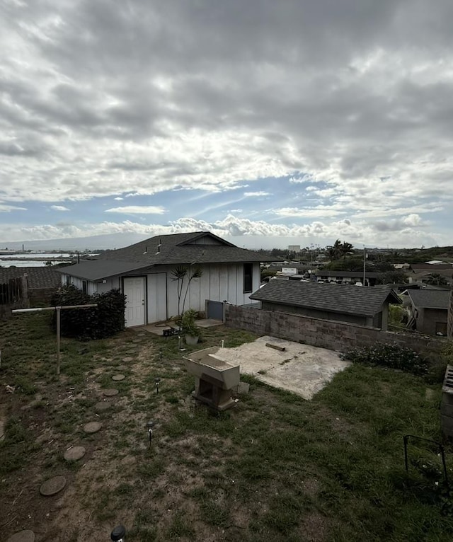 view of yard with a patio