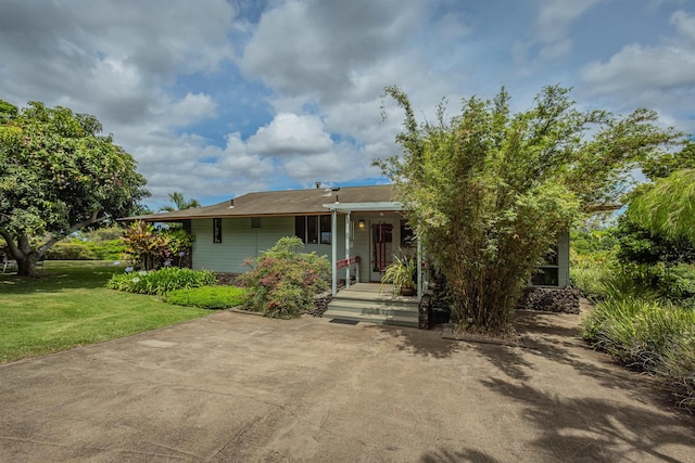 1195 Omaopio Rd Unit A, Kula, HI 96790 - view of front of house with a front yard