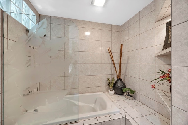 bathroom with tiled tub