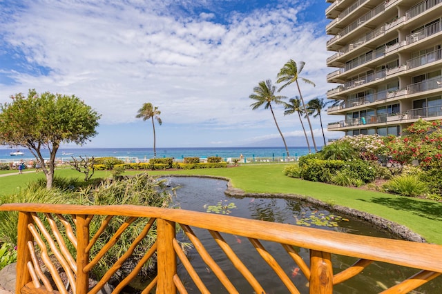 Listing photo 2 for 2481 Kaanapali Pkwy Unit 357, Lahaina HI 96761