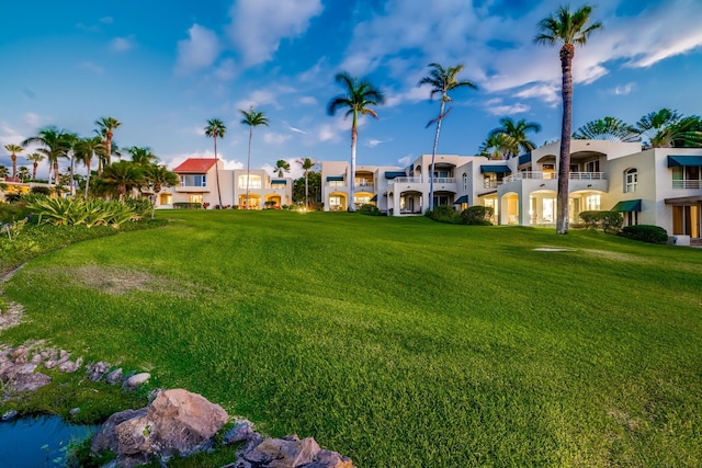 3200 Wailea Alanui Dr Unit 1505, Kihei, HI 96753 - view of green lawn