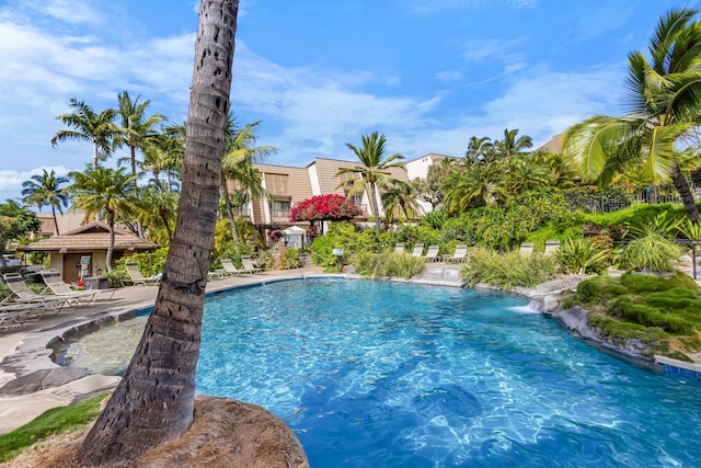 view of pool featuring pool water feature