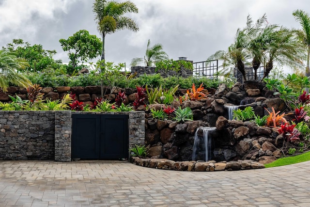 210 Naio Pl, Lahaina, HI 96761 - view of patio