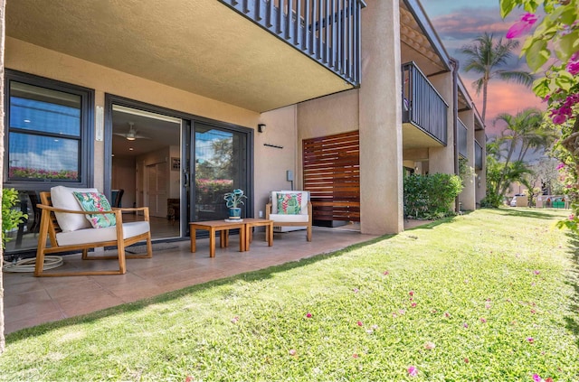1299 Uluniu Rd Unit 106C, Kihei, HI 96753 - view of green lawn featuring a patio
