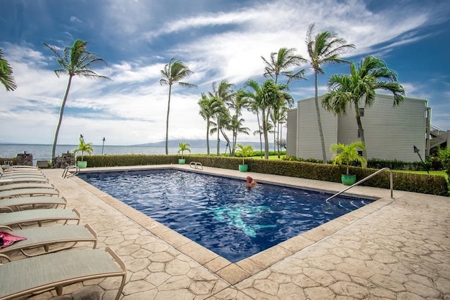 7146 Kamehameha V Hwy Unit C107, Kaunakakai, HI 96748 - community pool with a patio