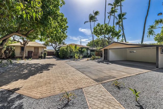 view of front of property featuring a garage