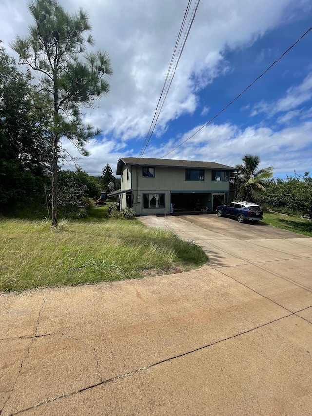271 Makaena Pl, Pukalani, HI 96768 - view of front of house featuring concrete driveway