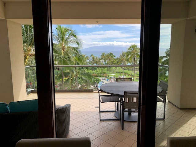 balcony featuring a mountain view