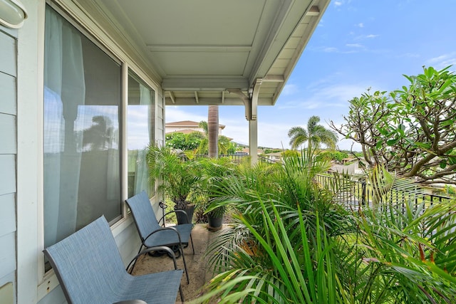 123 Hoowaiwai Loop Unit 1801, Wailuku, HI 96793 - view of balcony