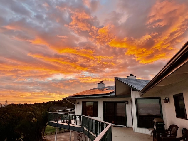 view of deck at dusk