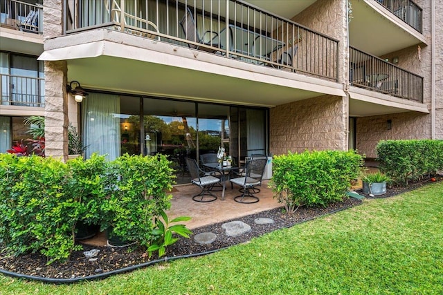 2387 S Kihei Rd Unit C108, Kihei, HI 96753 - view of patio / terrace featuring a balcony