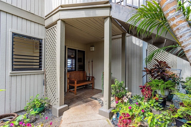 view of entrance to property