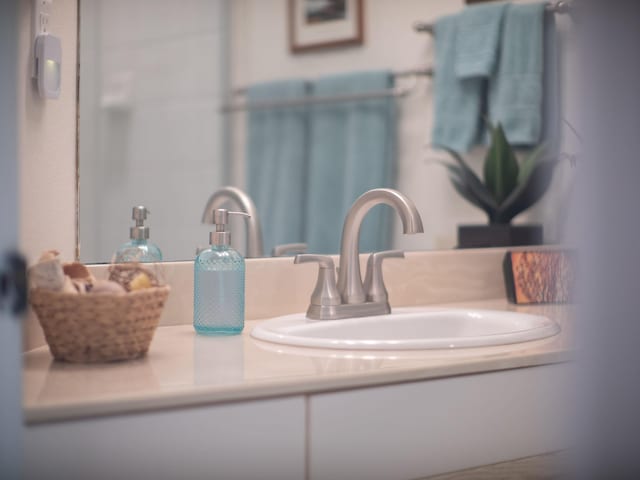2777 S Kihei Rd Unit K-101, Kihei, HI 96753 - bathroom featuring vanity
