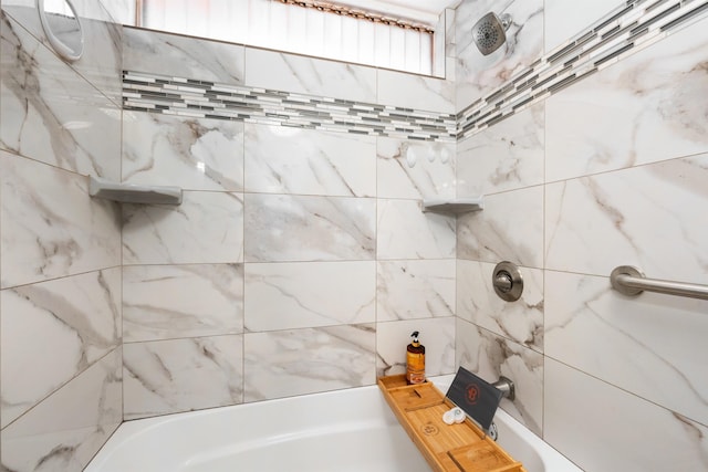 3660 Lower Honoapiilani Rd Unit 306, Lahaina, HI 96761 - bathroom featuring a shower